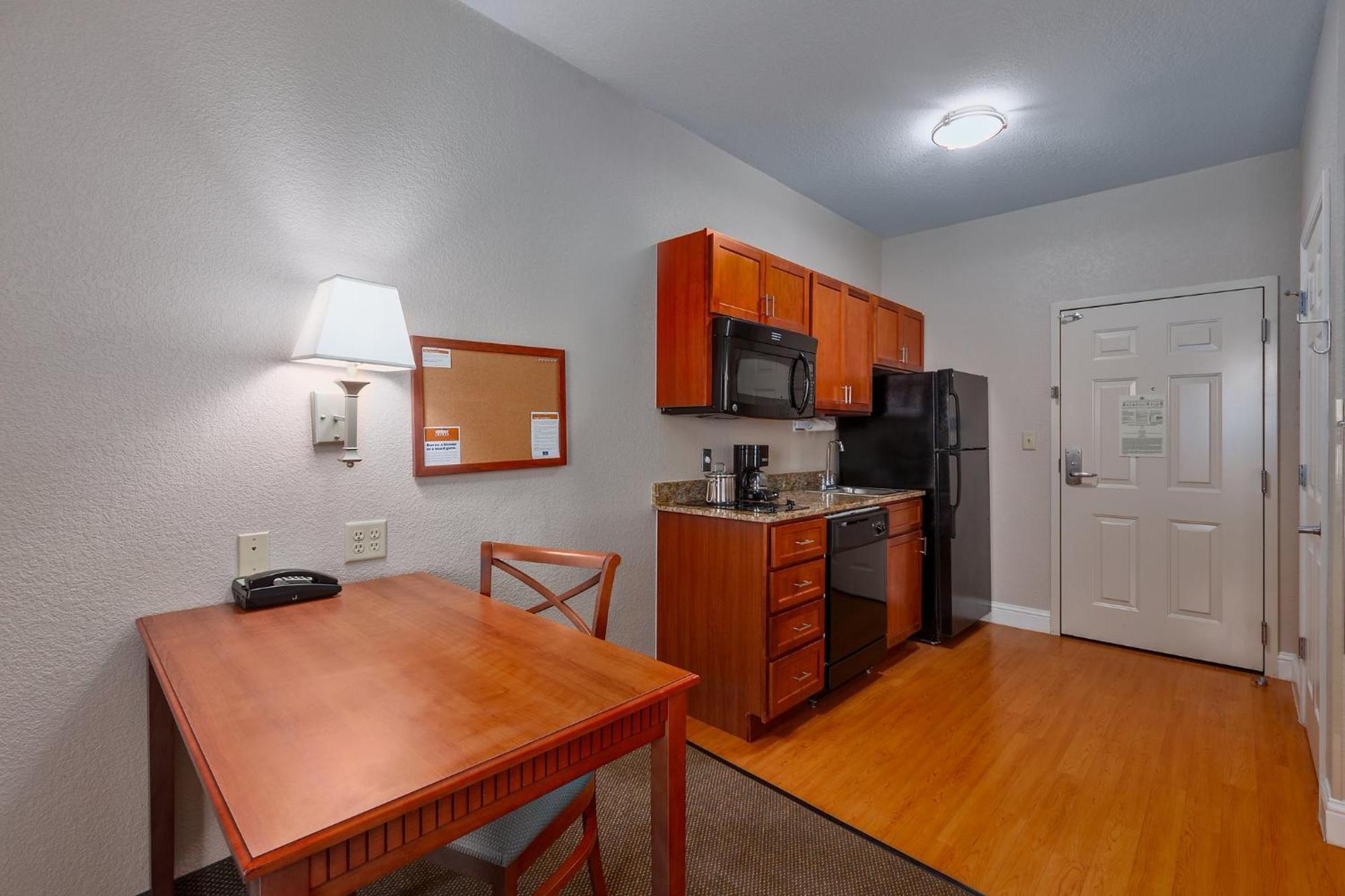 Candlewood Suites Decatur Medical Center By Ihg Eksteriør bilde